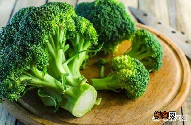 有人说一旦“脸上”有这3种表现,十有八九是“肝毒”太深了,指的是什么？