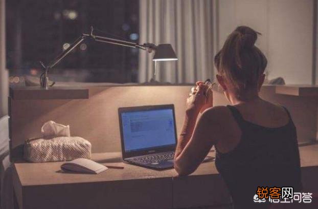 有人说一旦“脸上”有这3种表现,十有八九是“肝毒”太深了,指的是什么？