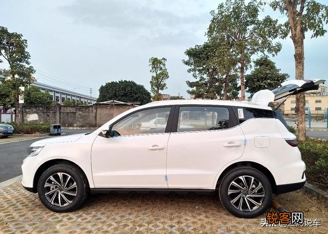 准备换辆车,十万以下suv有什么介绍？七八万最好？