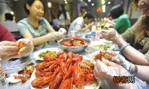 肝癌来临前,有人说会出现“1臭”,2“痛”,3“红”,是指什么？
