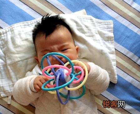 1到6个月婴儿育儿知识 附详细养护建议