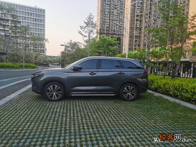 本人预算十万买人生第一辆新车,家用,有哪些车型可以买？