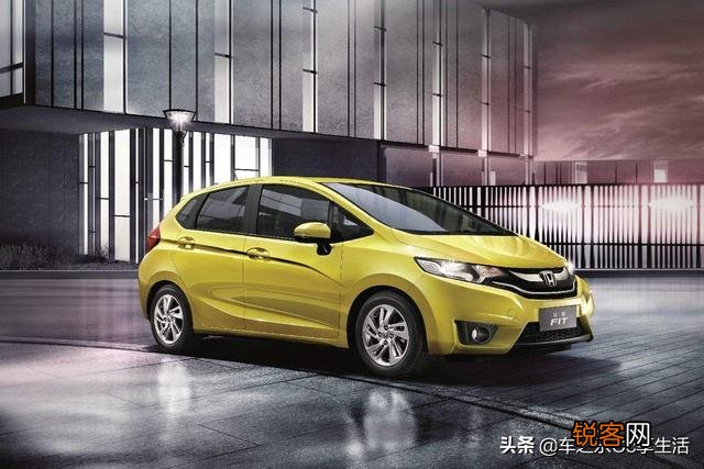 有什么落地十万以内性价比高的车？
