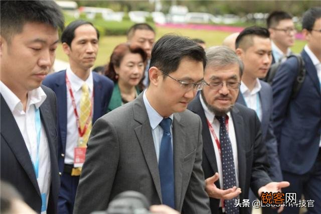 假如腾讯被EA收购,或者EA被腾讯收购,会发生什么？