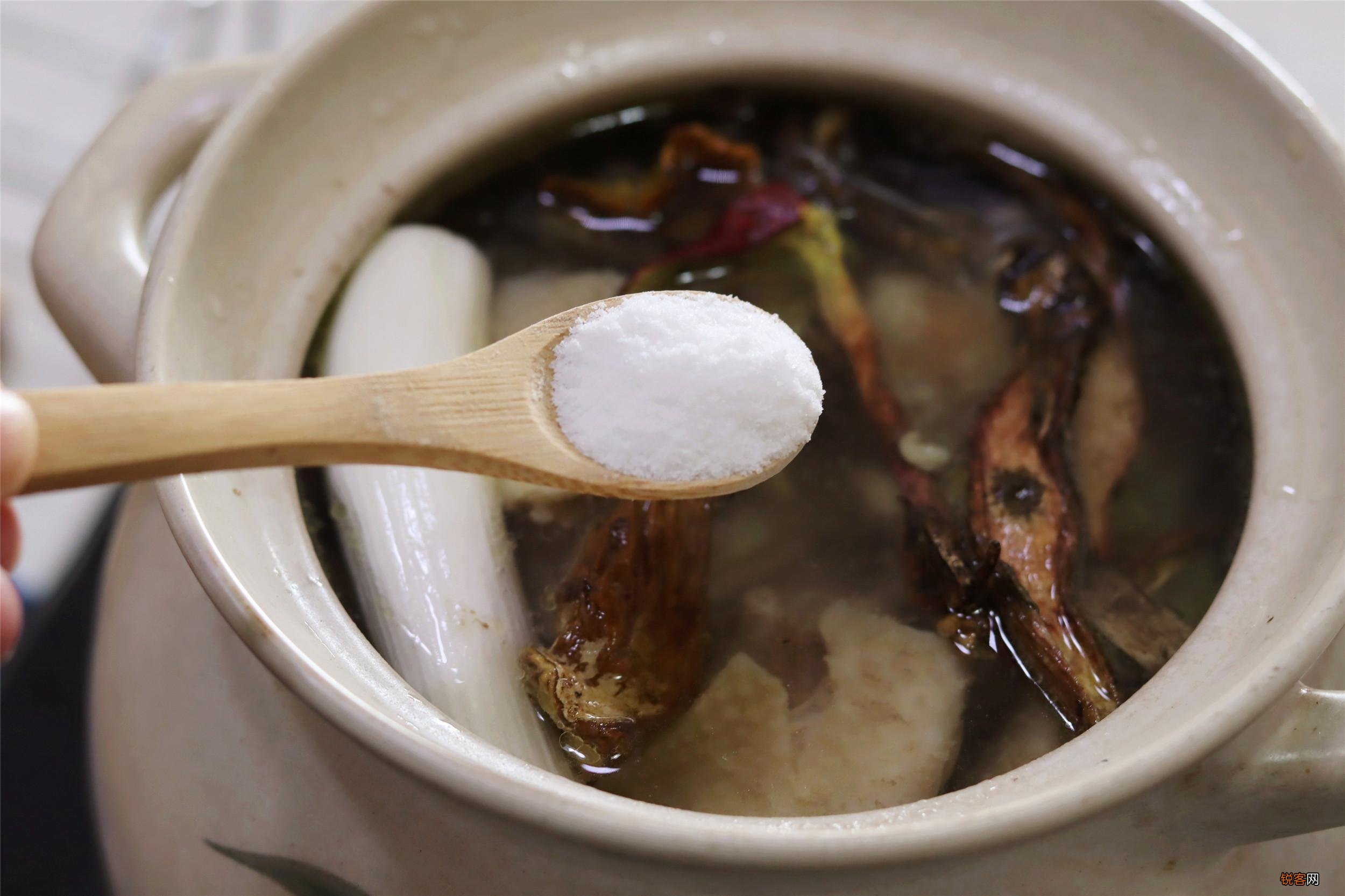 炖鸡汤怎么炖好吃 汤鲜肉香不油腻