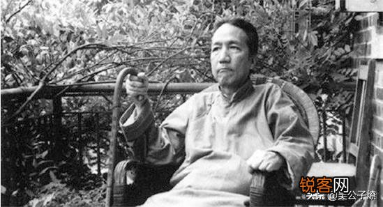 冰心的孙子涂墓碑,季羡林的后人争遗产,如何评价？国学大师怎么传承国学？