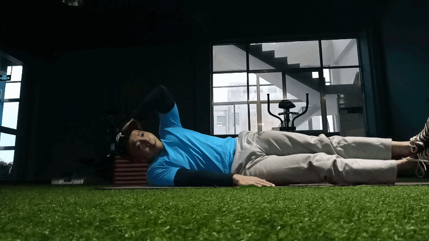 “腹肌撕裂者”更全面刺激你的腹肌 一遍做完的就是牛人