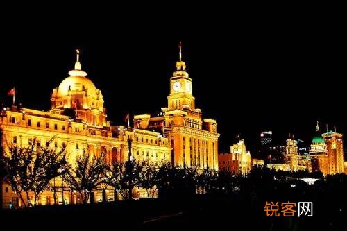 上海外滩多是现代化高楼大厦,为啥那么吸引人去玩？