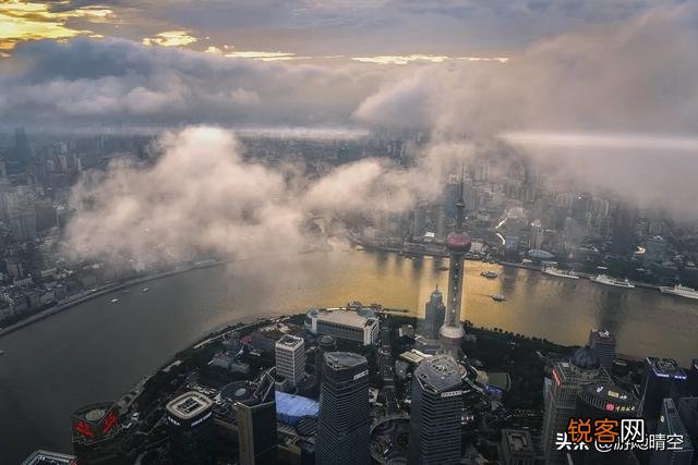 上海市中心有哪些高楼可以爬楼摄影？
