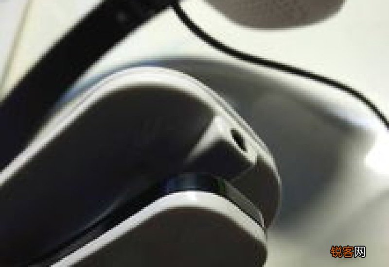 miniso蓝牙耳机只有一边有声音