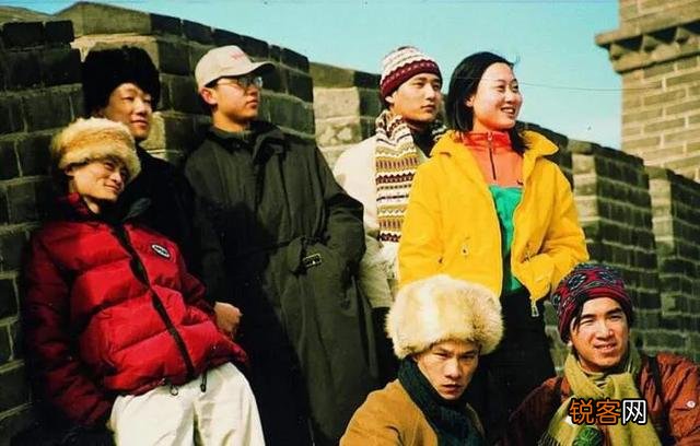 为什么马云在湖畔大学说他思考的角度,广度,深度。和别人不一样？