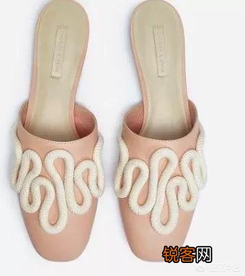 哪个牌子的女鞋好穿？