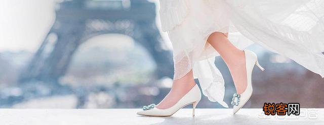 女鞋哪个牌子的受欢迎？