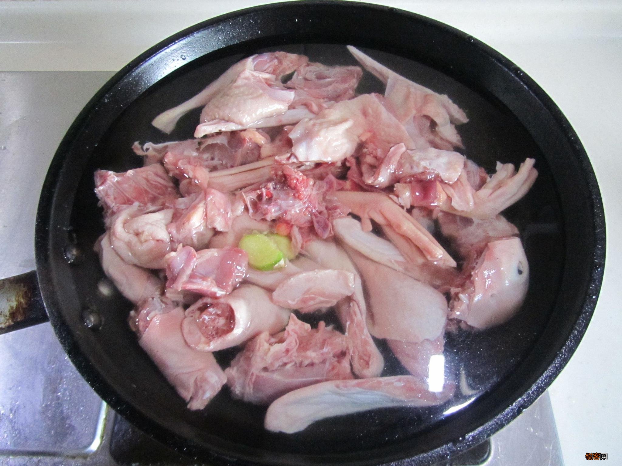 荷叶粉蒸鸭的做法 这样做最好吃