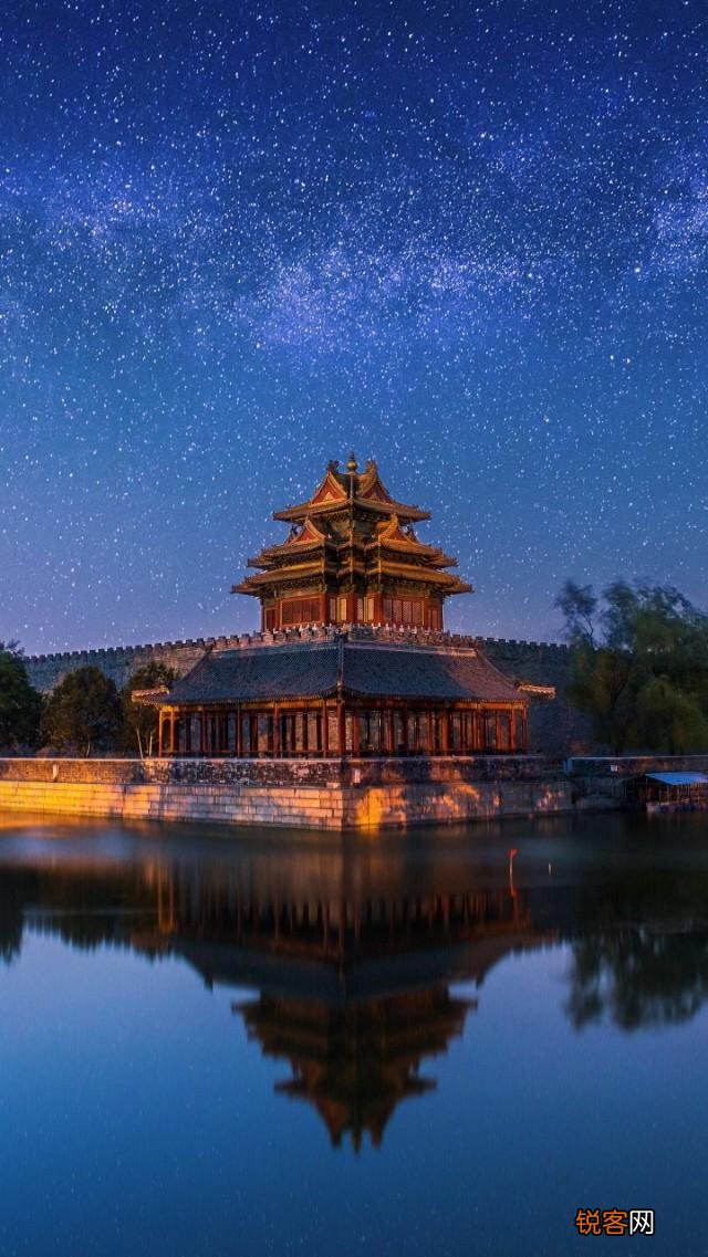 四大名楼之首是滕王阁还是黄鹤楼？