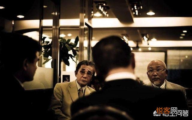 有人说日本科技如此发达,人们工作如此卖力,为何人均收入却不如看似整天悠闲的英国等发达国家？
