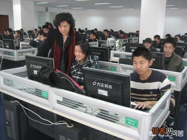 你认为未来20年,什么行业最吃香？