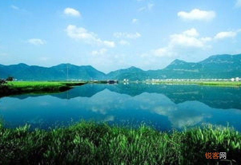 山清水秀造句子