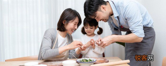 如何教育孩子不爬高 怎样教育孩子不爬高