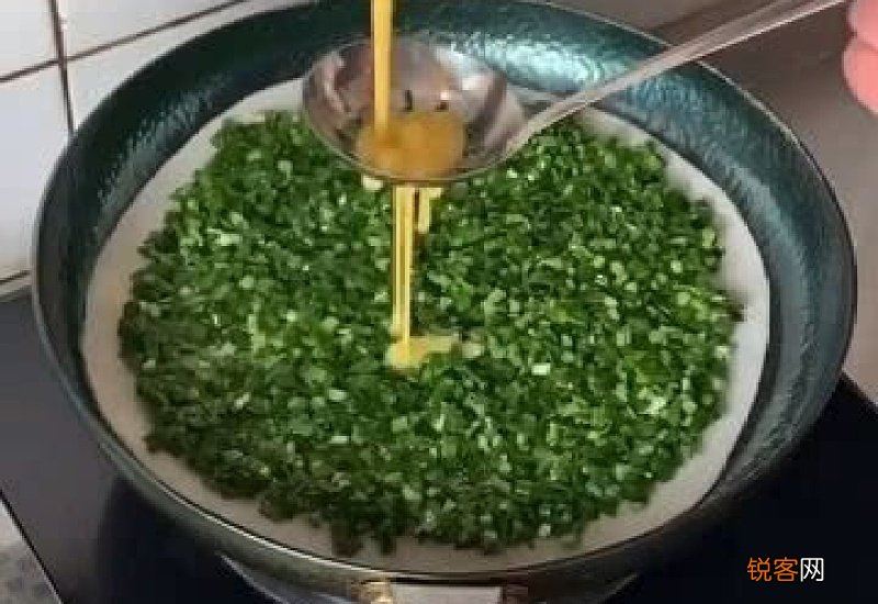 家庭版的韭菜盒子怎么做