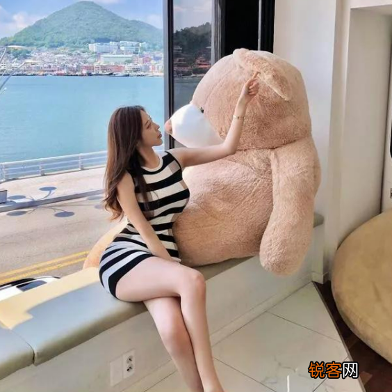 健身能变美吗 韩国小姐姐，自律让她身材完美，线条紧致