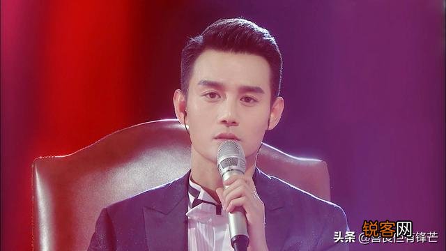 中国男演员里谁的台词声音最好听,让你百听不厌？