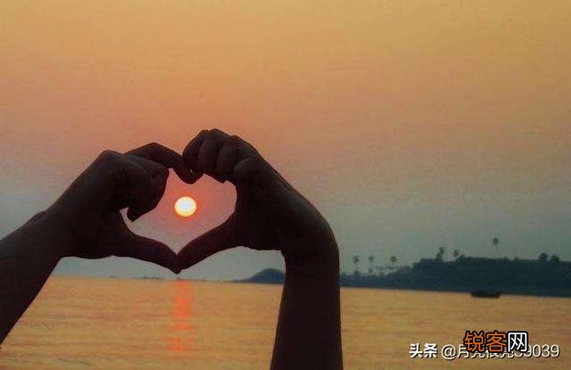 为什么大多男人会吃孩子的醋反之女人不会？