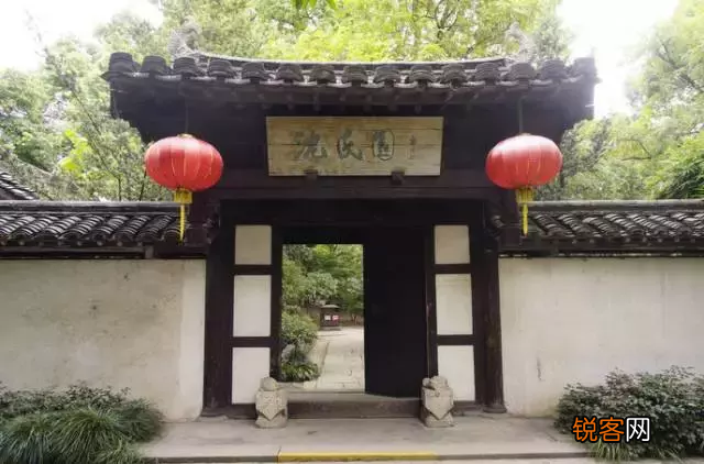 陆游和唐婉的凄美爱情故事 两首《钗头凤》,两首《沈园》