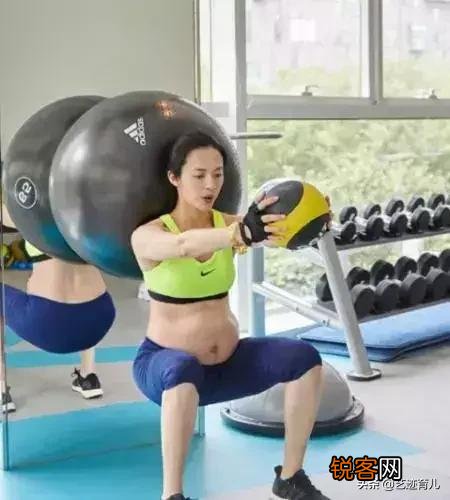 有人说,孕晚期吃火锅会加快宝宝发动是真的吗？