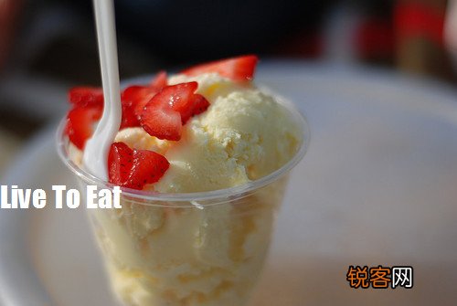 失恋、失意，各种倒霉的人最需要的就是一大桶冰激凌。