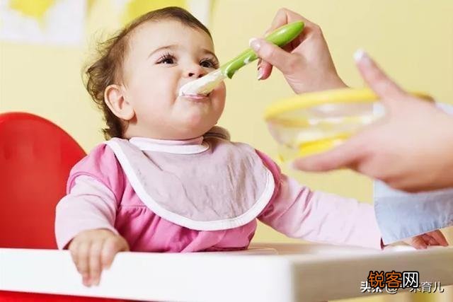 1岁2个月的宝宝还在吃母乳,很奇怪吗？