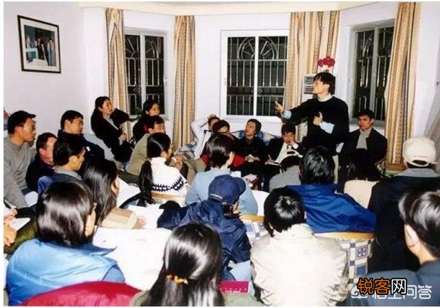 马云一共开了几家公司？退休后,退休金有多少？
