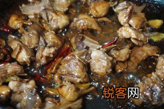干果青笋兔肉