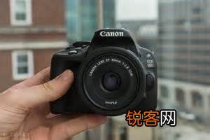 佳能100D与索尼RX100如何选择？