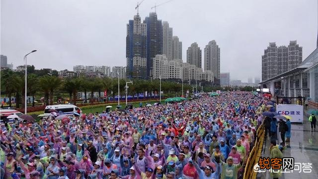 索尼黑卡哪个型号比较好？