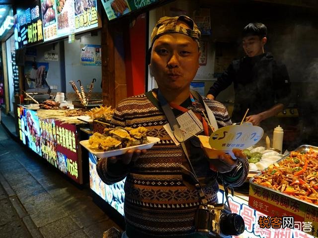 索尼黑卡哪个型号比较好？