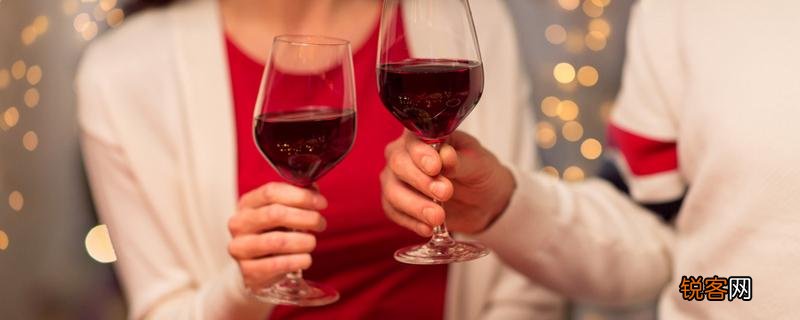 桑葚酒适合什么人喝 做桑葚酒用什么酒好!