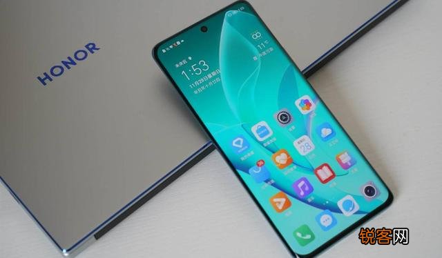 想买个3000-4000档位的手机,要求拍照清晰,有哪些品牌手机可以推荐？