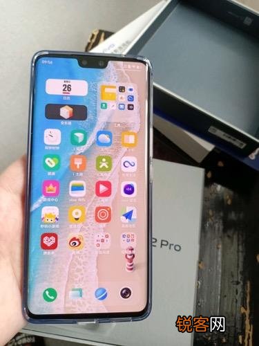 有哪些系统流畅、适合拍照的手机推荐？