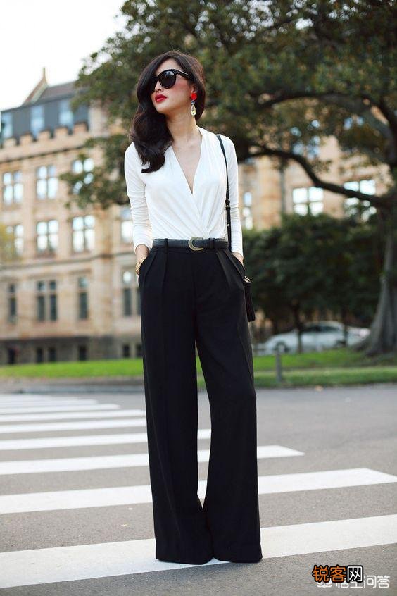 经典的“奥利奥”配色,怎么穿才不会无聊？