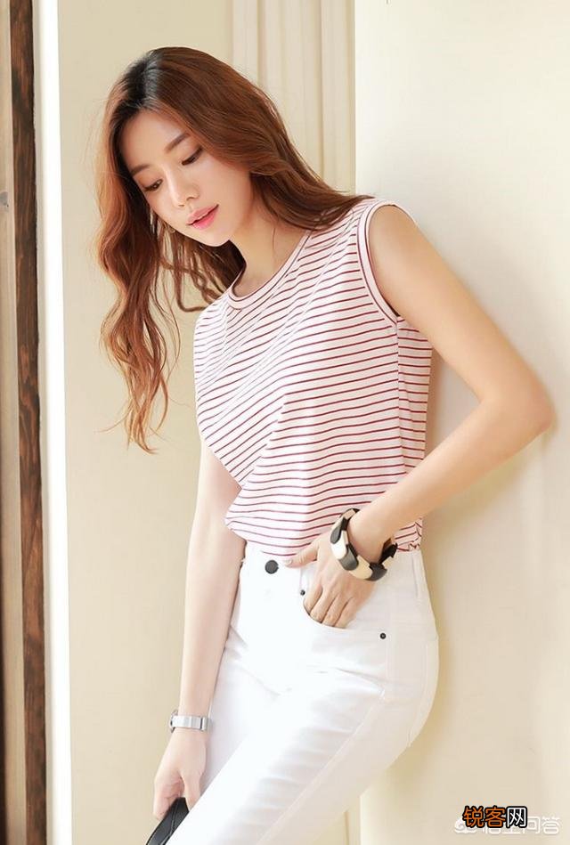 颜色搭配对于时装人像摄影有哪些帮助？