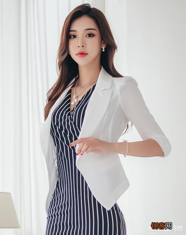 颜色搭配对于时装人像摄影有哪些帮助？