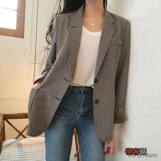 衣服除了颜色搭配,服装搭配还有什么搭配？