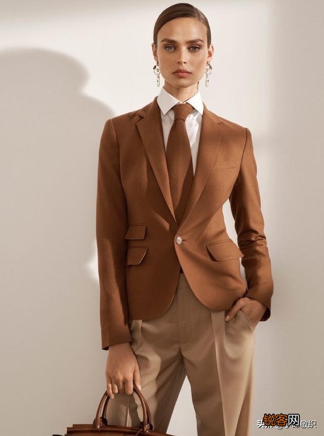 衣服除了颜色搭配,服装搭配还有什么搭配？