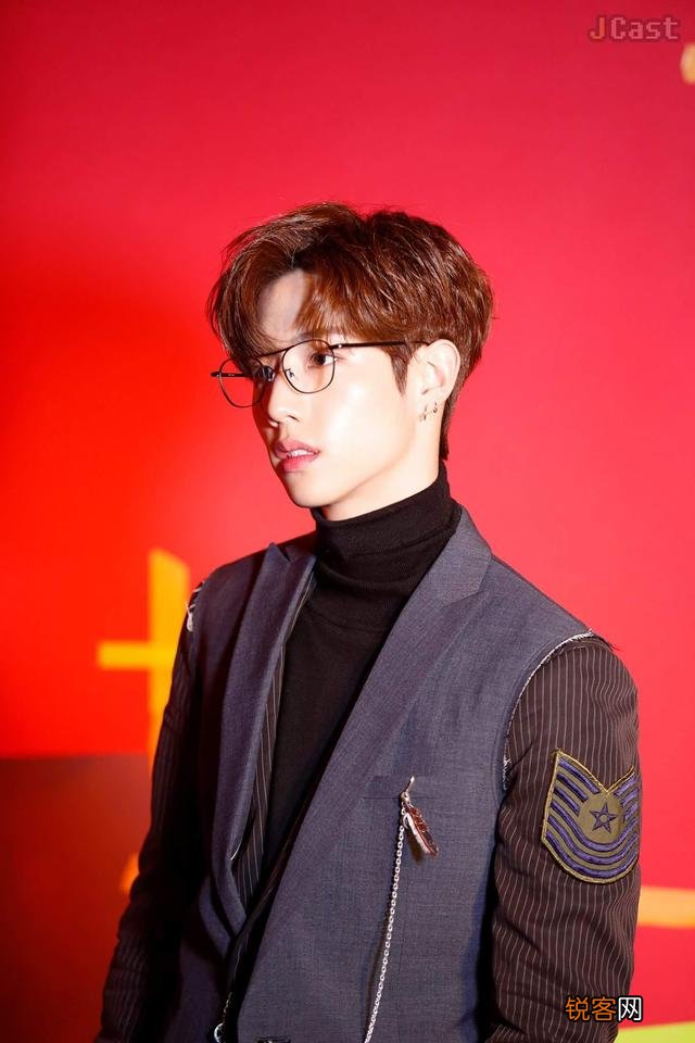谁能详细地介绍一下GOT7这个组合吗？