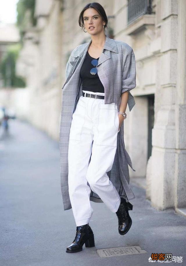 着装最好不要超过几种颜色？搭配时该注意什么？