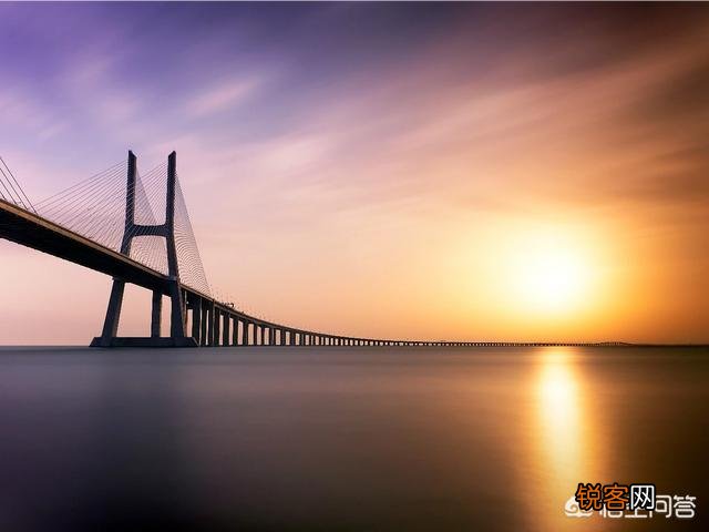 摄影构图时,如何搭配好画面中的色彩？