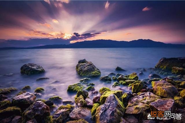 摄影构图时,如何搭配好画面中的色彩？