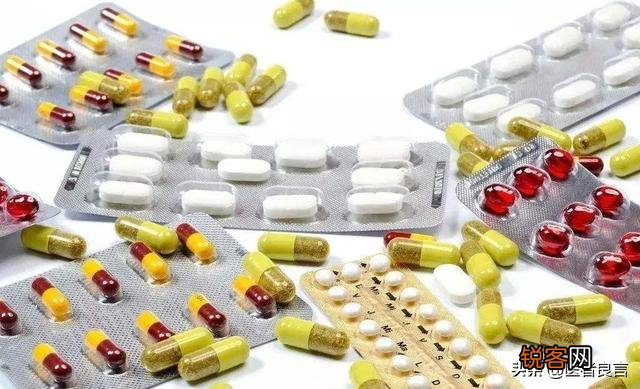 大家到医院看病时,有遇到过医生写条子让到医院外边买药的经历吗？是因为医院缺药吗？