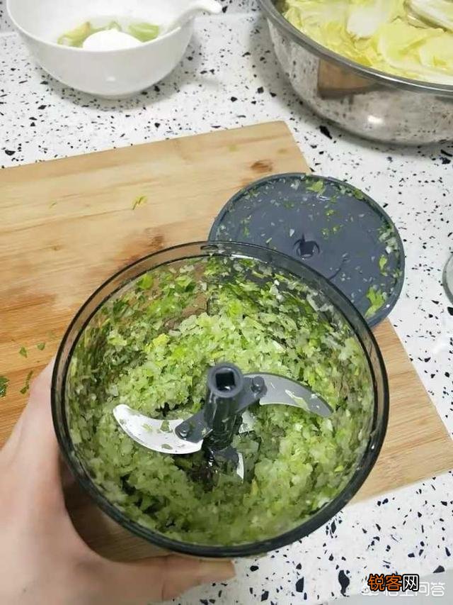 有哪些好用到让你想流泪的厨房神器？